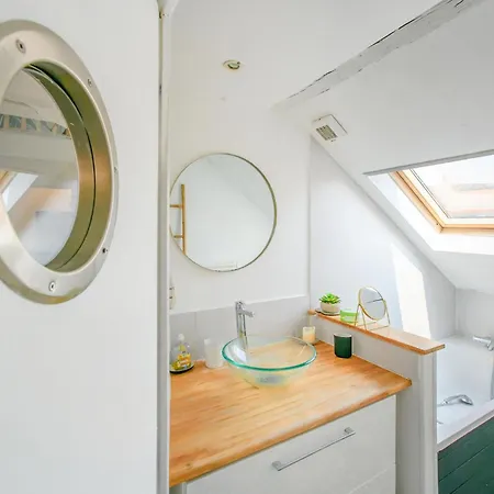 公寓 3 Bedroom Lovely In *